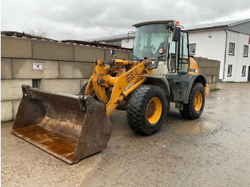 Chargeuse sur pneus LIEBHERR