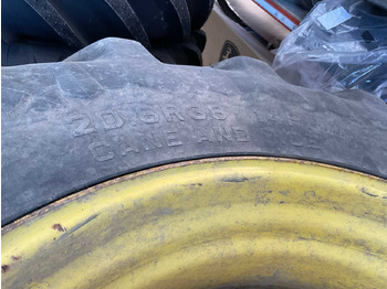 Pneus et jantes pour Tracteur agricole Pirelli PD 360: photos 5