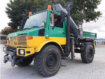 Camion UNIMOG U1300