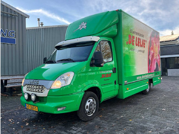 Véhicule utilitaire IVECO Daily