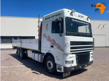 Camion plateau DAF XF 95