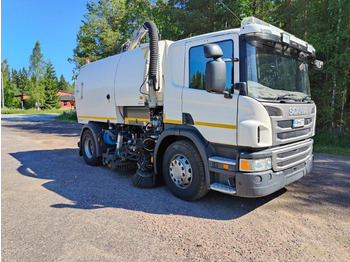 Balayeuse de voirie SCANIA P