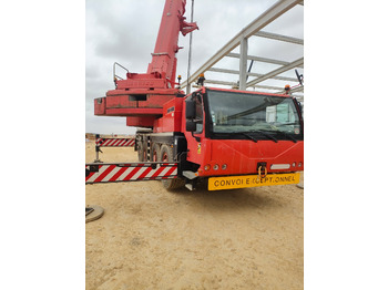 Grue mobile LIEBHERR LTM 1090
