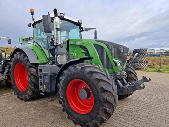 Tracteur agricole FENDT 826 Vario
