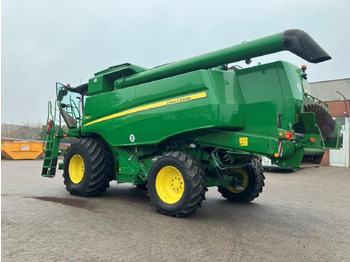 Moissonneuse-batteuse John Deere T560: photos 4 Moissonneuse-batteuse John Deere T560: photos 4