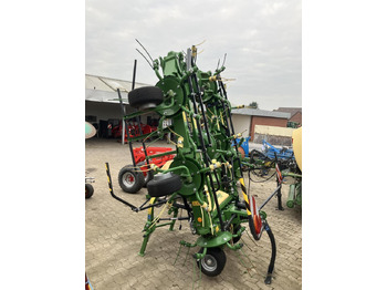 Faneuse Krone Vendro 1020: photos 4 Faneuse Krone Vendro 1020: photos 4