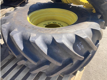 Pneu pour Machine agricole Michelin 600/70R30: photos 2