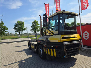 Tracteur portuaire TERBERG