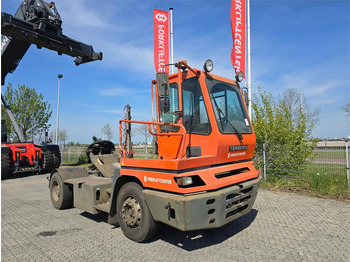 Tracteur portuaire TERBERG