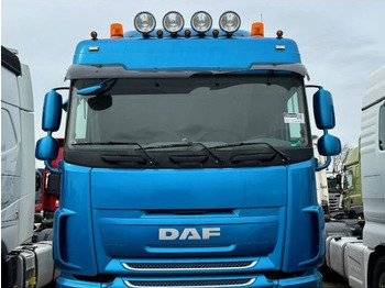 Cabine et intérieur DAF XF 106