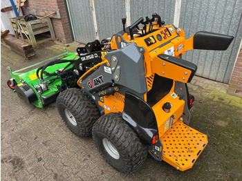 Valet de ferme Giant SK252D + klepelmaaier: photos 3 Valet de ferme Giant SK252D + klepelmaaier: photos 3