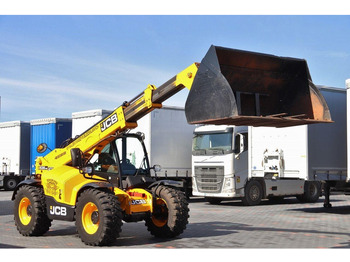 Chargeuse sur pneus JCB