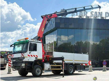 Camion plateau MERCEDES-BENZ Actros 2044