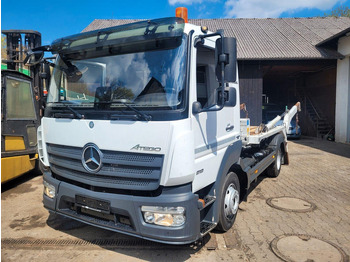 Camion multibenne MERCEDES-BENZ Atego 818