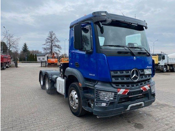 Tracteur routier MERCEDES-BENZ Arocs 2643