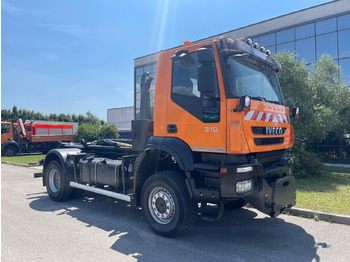 Camion ampliroll IVECO Trakker