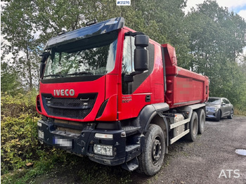 Camion benne IVECO Trakker