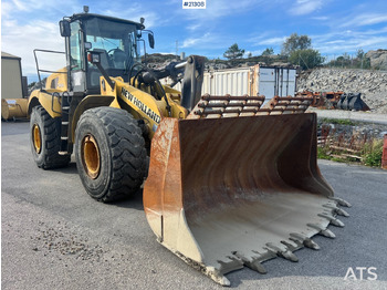 Chargeuse sur pneus NEW HOLLAND W270