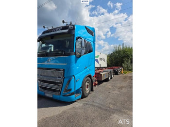 Camion porte-conteneur/ Caisse mobile VOLVO FH