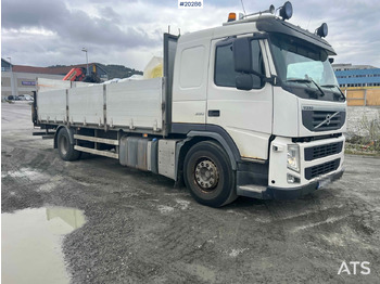 Camion plateau VOLVO FM