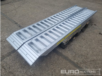 Équipement de garage Unused Set of Aluminium Ramps, 250cm, 6,000kg: photos 3