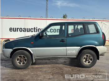 SUV 1995 Nissan Terrano II: photos 2