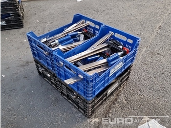 L'équipement de construction Bar Clamps / Sargentos: photos 3 L'équipement de construction Bar Clamps / Sargentos: photos 3