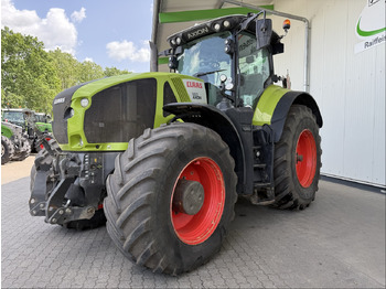 Tracteur agricole CLAAS Axion 960