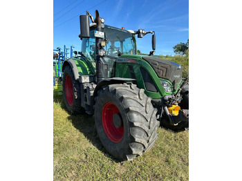 Tracteur agricole FENDT 718 Vario