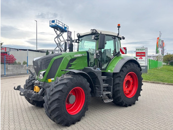 Tracteur agricole FENDT 826 Vario