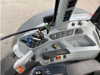 Tracteur agricole Valtra A 104 MH4: photos 3 Tracteur agricole Valtra A 104 MH4: photos 3