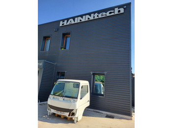 Cabine et intérieur MITSUBISHI