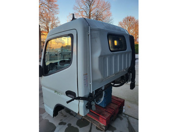 Cabine et intérieur pour Camion Mitsubishi Fuso "S" Fuso: photos 5 Cabine et intérieur pour Camion Mitsubishi Fuso "S" Fuso: photos 5