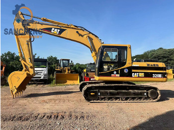 Pelle sur chenille CATERPILLAR 320B: photos 2