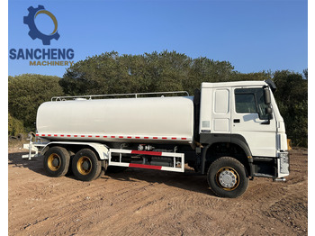 SINOTRUK HOWO 370HP 6x4 Water Tank Truck — crédit-bail SINOTRUK HOWO 370HP 6x4 Water Tank Truck: photos 3