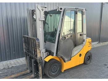 Chariot élévateur diesel JUNGHEINRICH DFG