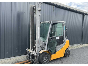 Chariot élévateur à gaz JUNGHEINRICH TFG 425