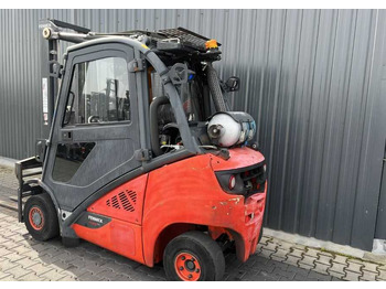 Chariot élévateur à gaz Linde H25T-02: photos 3 Chariot élévateur à gaz Linde H25T-02: photos 3