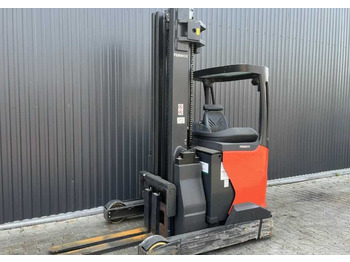 Chariot à mât rétractable LINDE R16