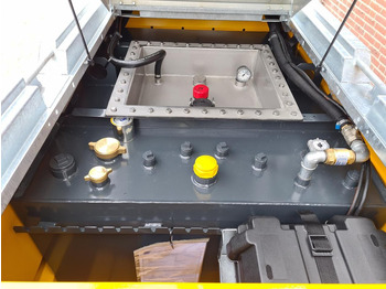 Remorque citerne pour transport de carburant neuf Tankwagen snelverkeer tandemas: photos 4