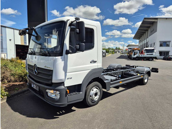 Mercedes-Benz Atego 818 L Fahrgestell, 6 Stück vorhanden  — crédit-bail Mercedes-Benz Atego 818 L Fahrgestell, 6 Stück vorhanden: photos 2