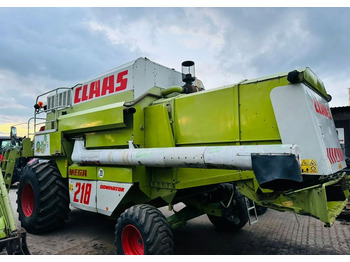 Moissonneuse-batteuse Claas MEGA 218: photos 3