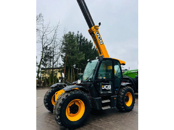 Chariot télescopique JCB