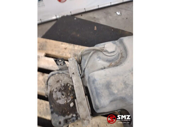 Préparation du carburant pour Camion DAF Occ AdBluetank 75L DAF: photos 3