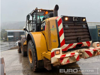 Chargeuse sur pneus CATERPILLAR 966M