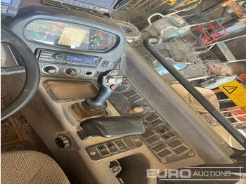 Chargeuse sur pneus 2015 Case 221F: photos 4
