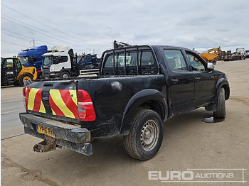 Pick-up 2016 Toyota Hilux: photos 5
