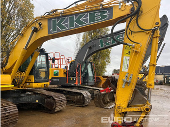 Pelle sur chenille KOMATSU PC210LC-11