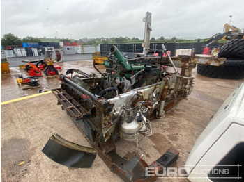 L'équipement de construction 6 Cylinder Diesel Engine & Gearbox to suit Volvo Lorry: photos 4