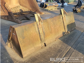 Godet 94" Loading Bucket to suit Telehandler: photos 3